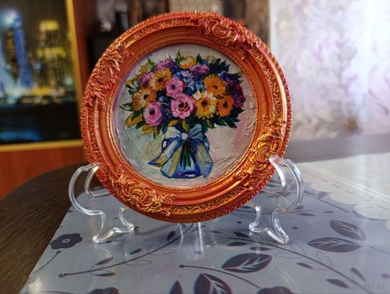 Картина миниатюра в гипсовой рамке с подставкой