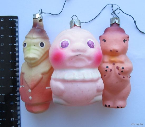 Все лоты с рубля.Елочные игрушки сказки,Крокодил Гена,Сеньор Помидор,Поросенок,СССР