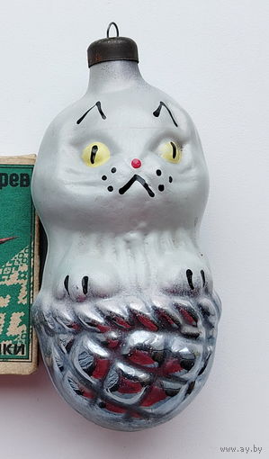 Ёлочная игрушка. Котик в корзинке.