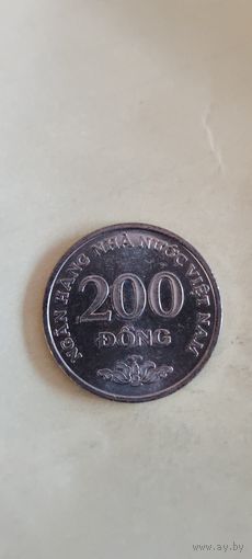 Вьетнам 200 донг 2003
