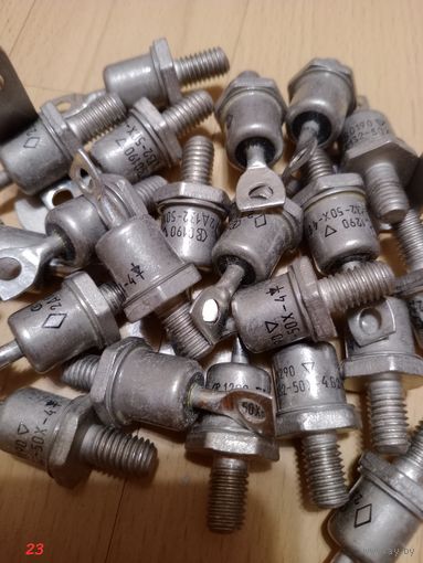 Диод 2Д132-50х новые цена за шт.