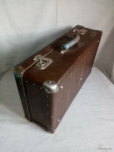 Чемодан фибровый СССР 60-е гг 55 х 32 х 16 см