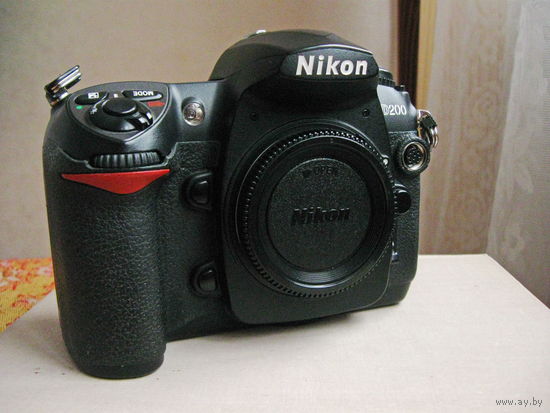Цифровой зеркальный фотоаппарат Nikon D200 БЕЗ ОБЪЕКТИВА