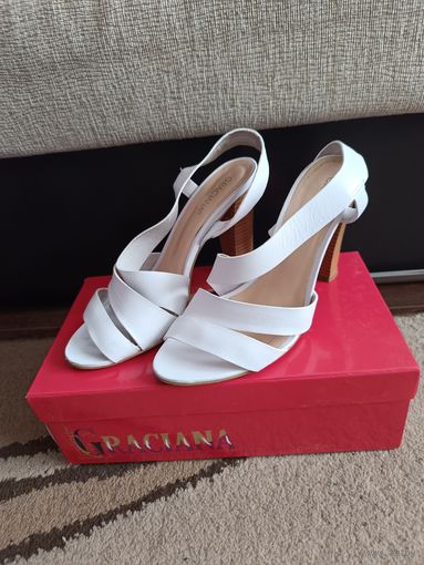 Продам туфли женские натуральная кожа