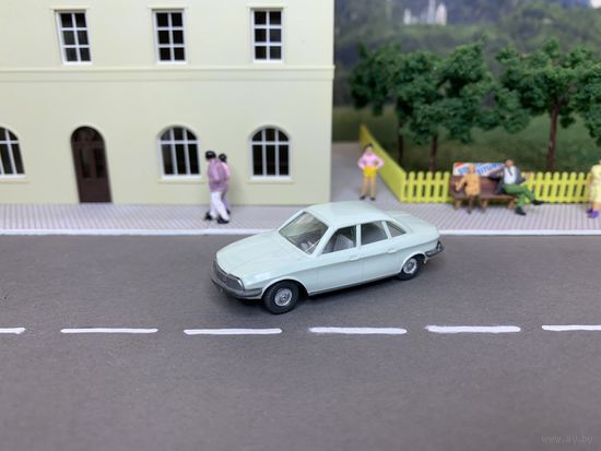 NSU Ro80. Масштаб HO 1:87.