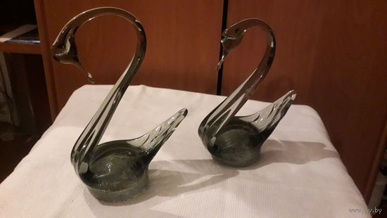 Лебеди стеклянные
