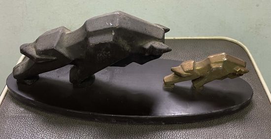 Зубры с капота МАЗ