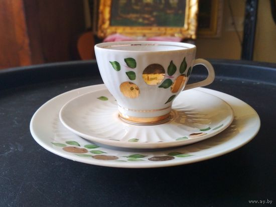 Кофейная пара, трио, Минский фарфоро-фаянсовый завод, клеймо 1968-83 гг., чашка, блюдце, тарелка, ручная разрисовка, золочение