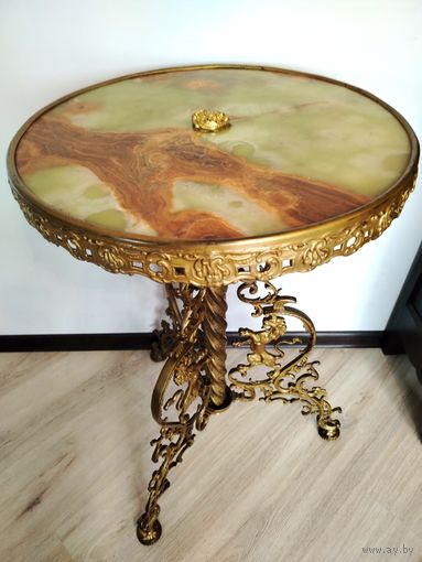 Подставка для цветов (уличный столик)