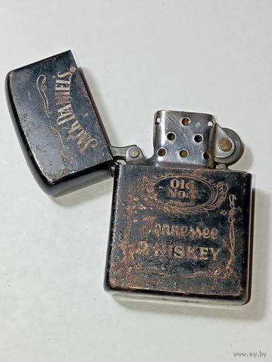 Зажигалка бензиновая Jack Daniel's . С рубля .