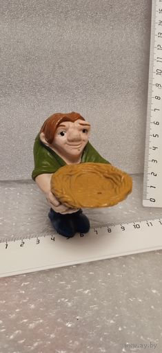 Коллекционная игрушка из Макдональдс. 1997г. Горбун из Нотр Дама. 17