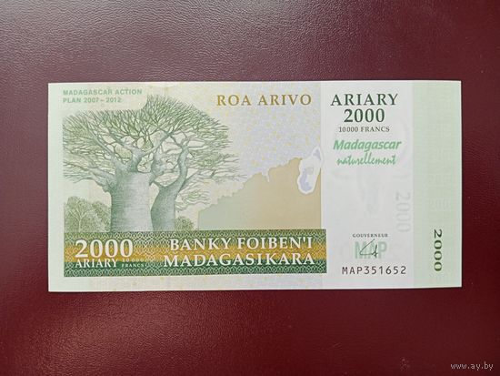 Мадагаскар 2000 ариари 2007 UNC