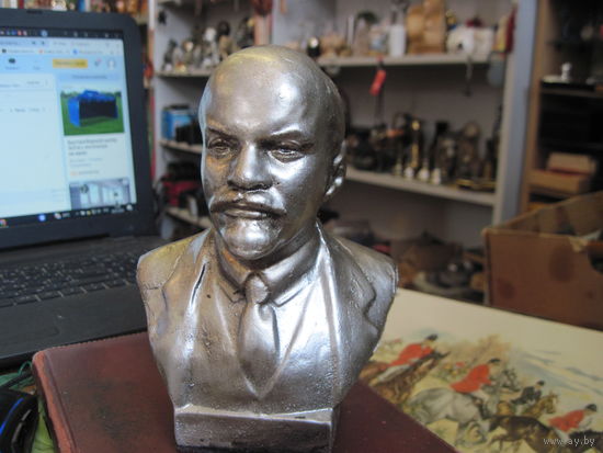 Ленин.