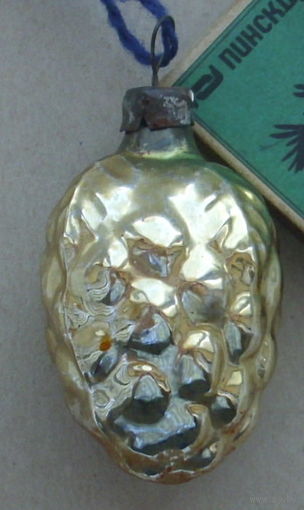 Ёлочная игрушка. Р-24.