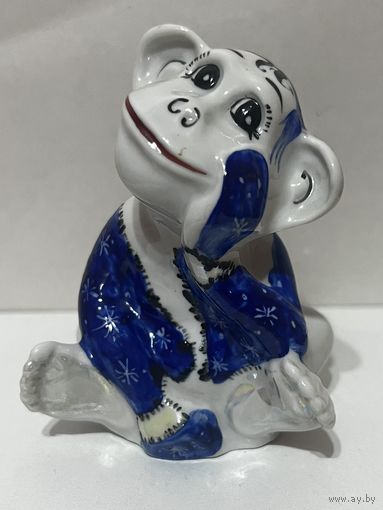 Статуэтка фарфоровая "Обезьяна" Добруш. АУКЦИОН не с рубля без МПЦ.