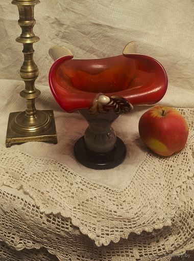 Ваза, конфетница "Красный май" 60- е г.