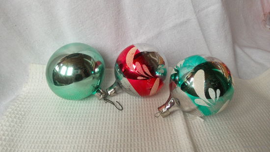 Ёлочные игрушки. Шары. 5-19