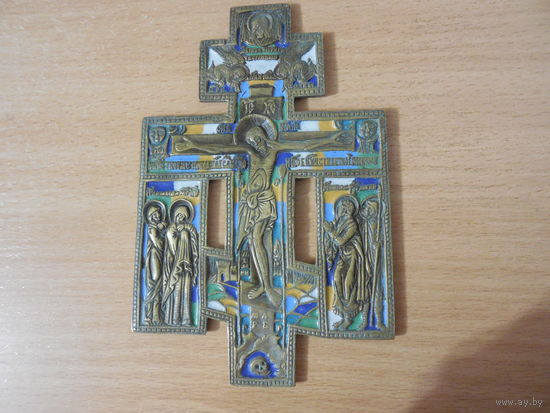 Крест. Распятие с предстоящими.