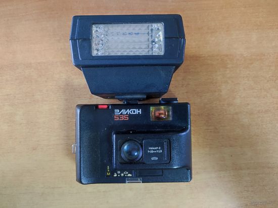 Фотоаппарат "Эликон 535".