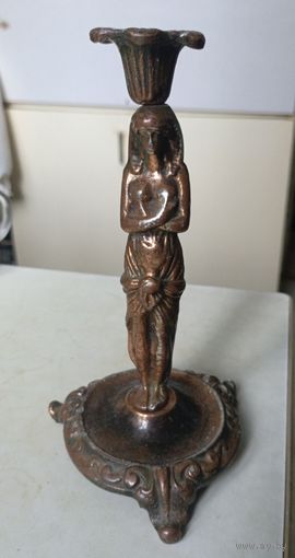 Подсвечник