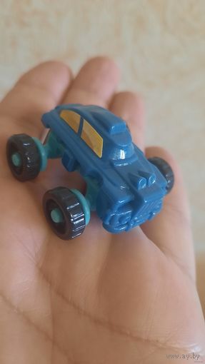 Машинка джипик из киндера