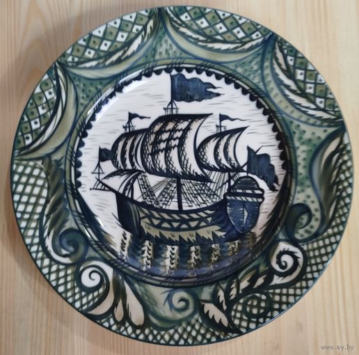 Тарелка настенная парусник . ЛФЗ.