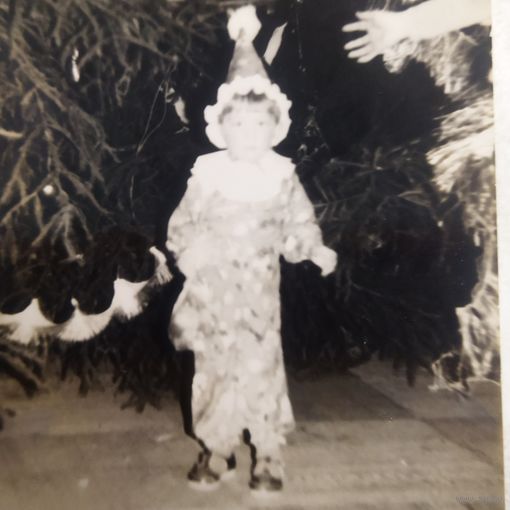 Фотография. История СССР в лицах. Новогодний утренник. Маленький звездочёт. 1970-е.