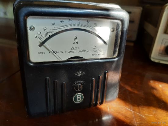 Измерительный прибор