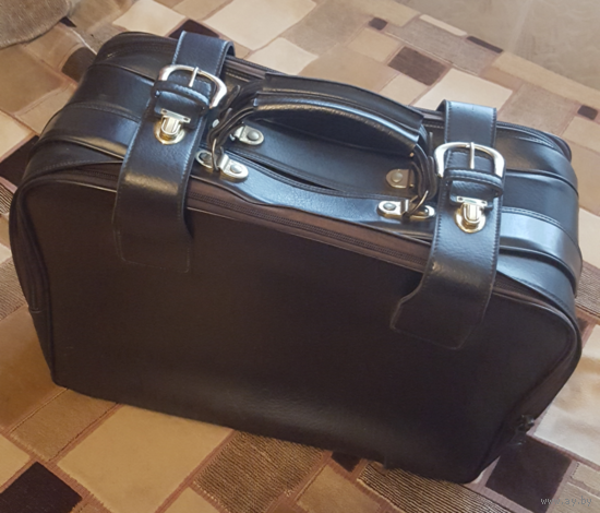 Сумки дорожные.