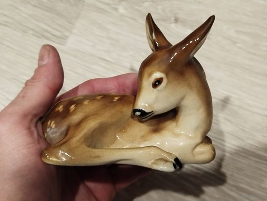Не частая фарфоровая статуэтка олень,Польша,Ходзеж,1950е с рубля