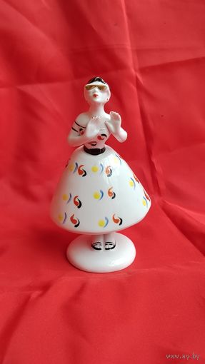 Фарфоровая статуэтка Склочница Сплетница ЛФЗИ СССР . Торги с рубля