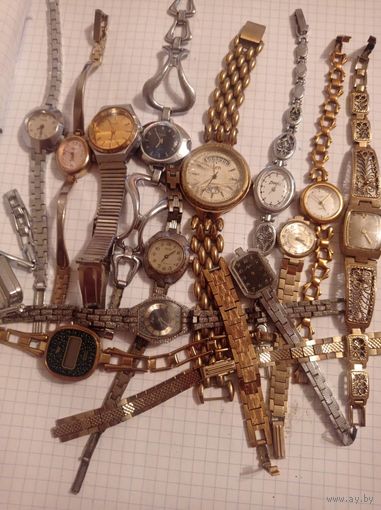 Часы женские лотом с рубля без мпц!