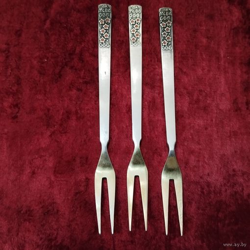 Вилки для лимона, три штуки. СССР. По серебрение. Цена за штуку.