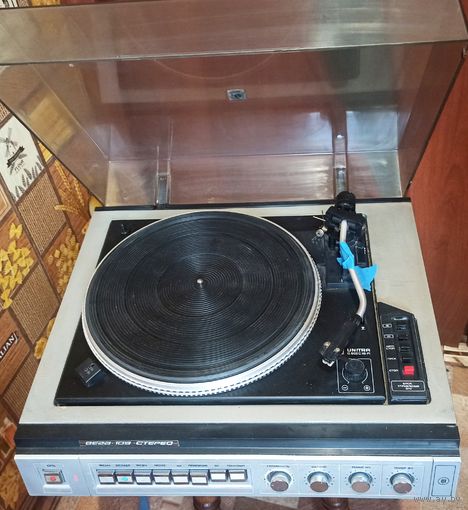 Вега-109 Стерео. Hi-Fi. ЭПУ G602C Unitra  Проигрыватель винила, пластинок. Вертушка. Электрофон G602 G 602 C