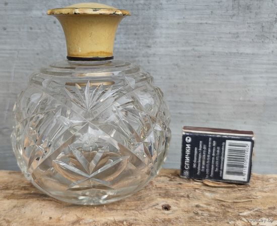 Флакон от духов , бутылка