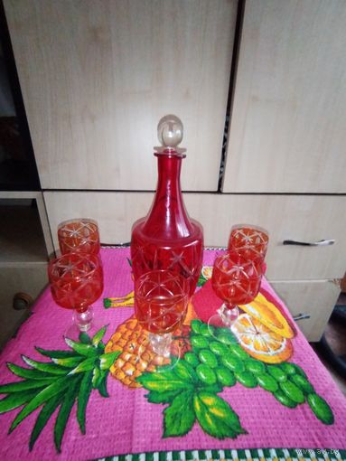 Графин с рюмками ссср, красный коньячный набор.