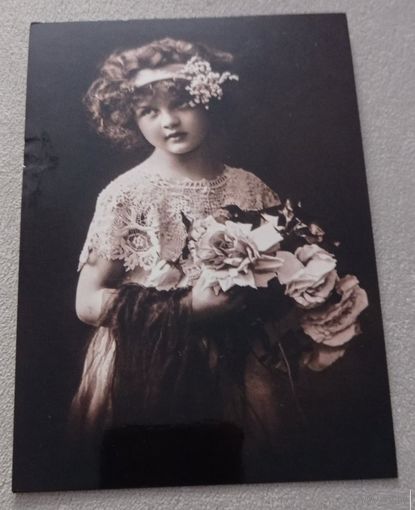 Посткроссинг. Открытка "Винтажный портрет девочки. 1918 год" (10х15). Прошла почту. Марка, чёткий штемпель.