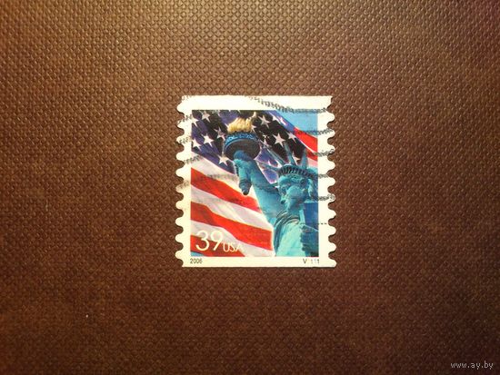США 2006 г.Флаг и статуя Свободы./26а/