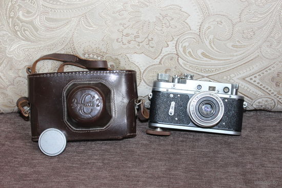 Фотоаппарат "ЗОРКИЙ 2 С", с объективом Индустар-50, рабочий.