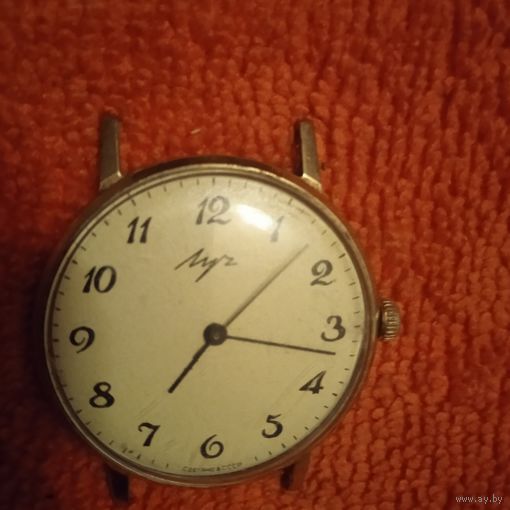 Часы Луч ультратонкие