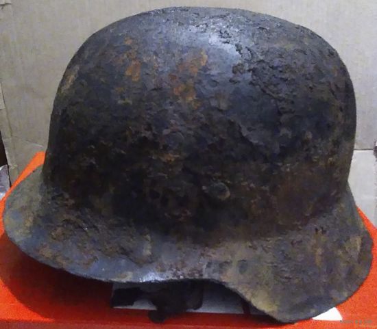 Каска чёрная М-42 (1942)