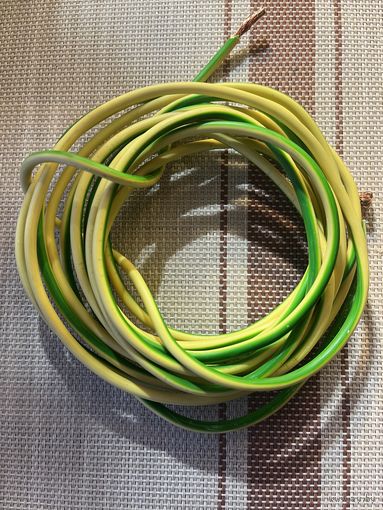 Провод медный 4 мм квадратных (цена за 1 метр)