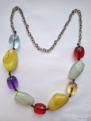 Крупные бусы. Колье цветное