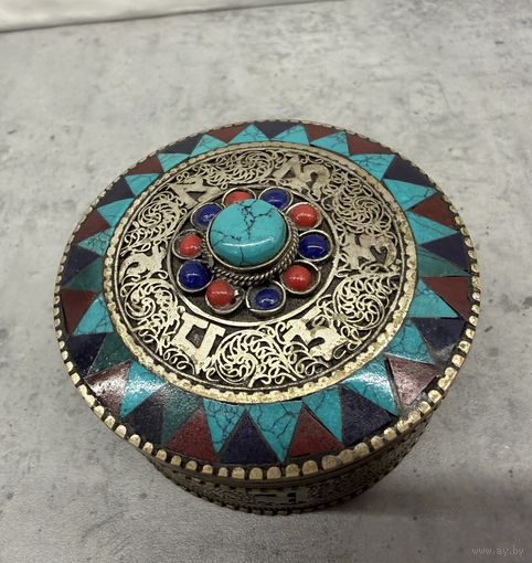 Шкатулка Старинная. Эмаль Камни Скань.