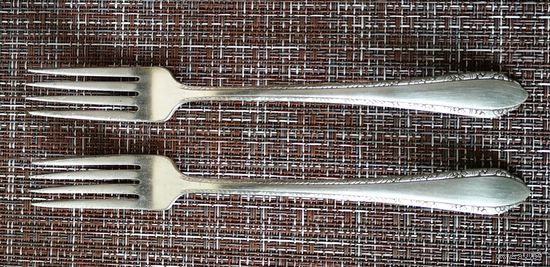 Вилки столовые. Tudor plate Oneida Community. США. Серебрение.