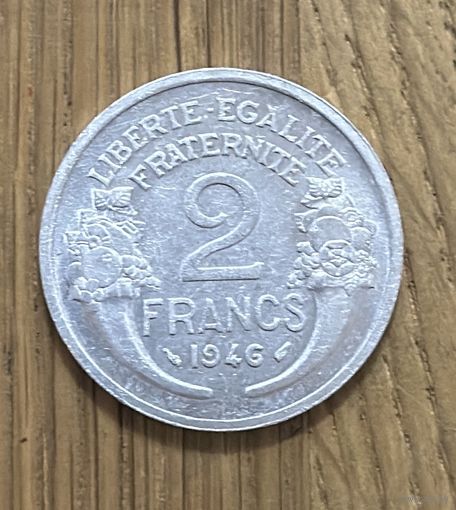Монета Франции 2 Франка 1946 г.