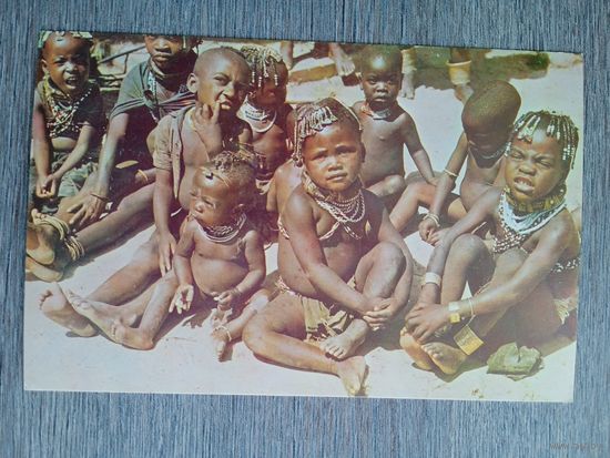Этнография. Ангола. Группа мальчиков