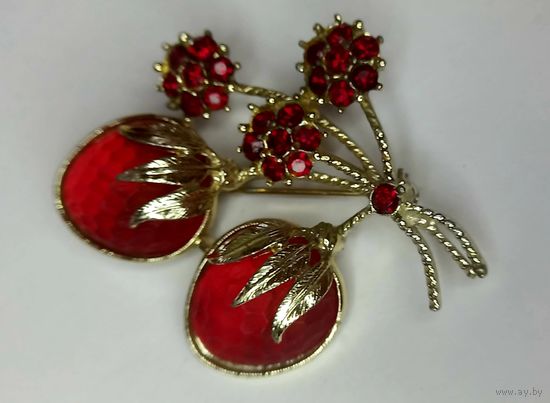 Брошь "Ледяная клубника" 1968г   Sarah Coventry
