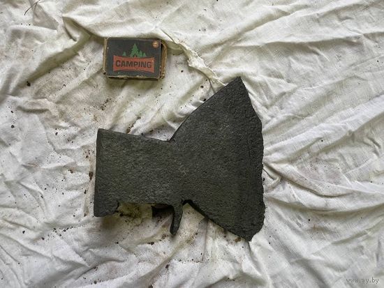 Кованный топор