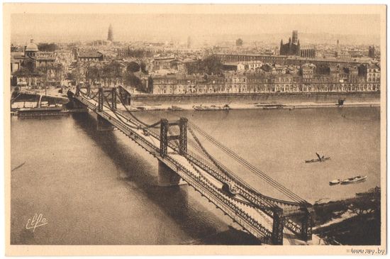 Распродажа коллекции открыток с видами мостов